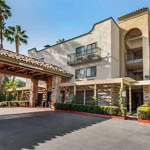 Comfort & Orange County John Wayne Airport Hotel